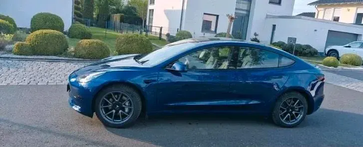 Gebraucht Tesla Model 3 RWD 208 kW (283 PS) 2023 Blau Limousine