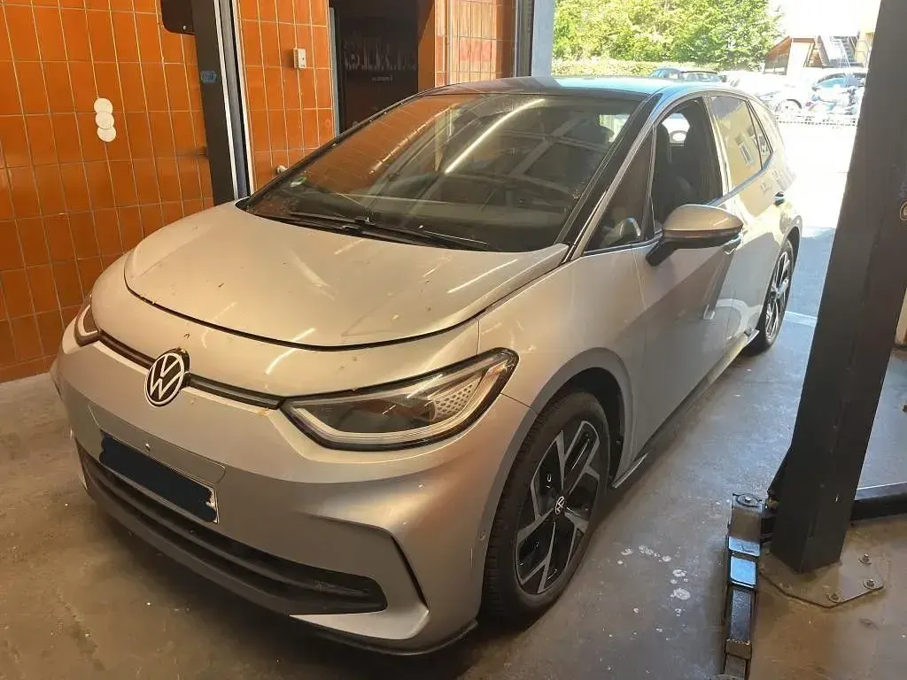 Gebraucht VW ID.3 Pro 150 kW (204 PS) 2024 Silber Kleinwagen