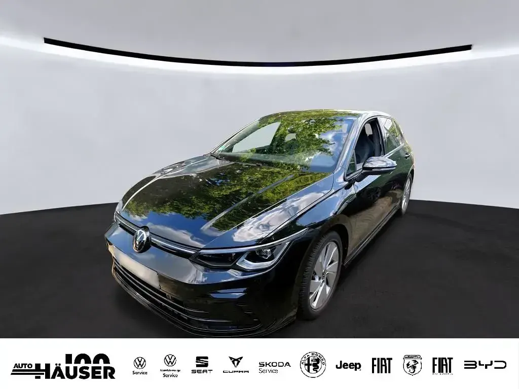 Gebraucht VW Golf VIII R-line 150 PS (110 kW) 2024 Limousine