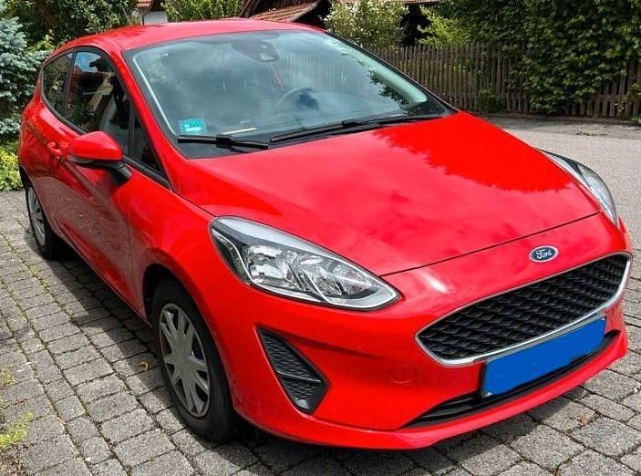 Gebraucht Ford Fiesta Trend 71 PS (52 kW) 2018 Rot Kleinwagen