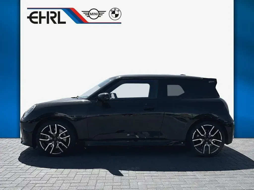 Usata Mini Cooper 135 kW (184 CV) 2024 Nero Utilitaria