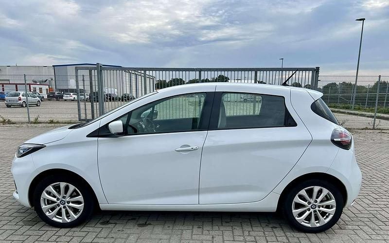 Gebraucht Renault Zoe Experience 50 kW (69 PS) 2020 Weiß Kleinwagen