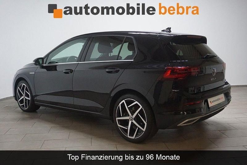Gebraucht VW Golf VIII Style 150 PS (110 kW) 2022 Deep black Limousine
