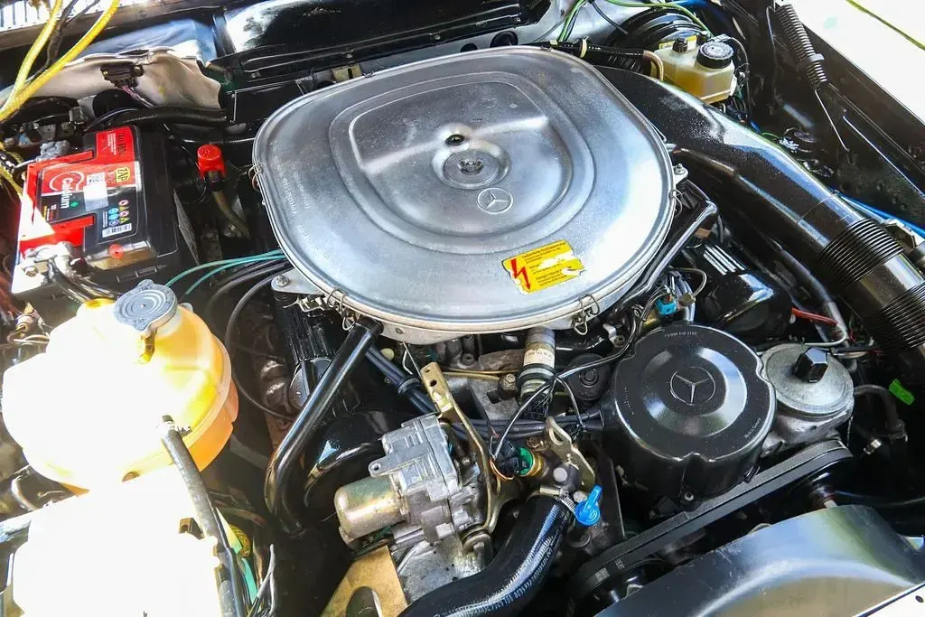 Gebraucht Mercedes SL420 1986 Schwarz Cabrio