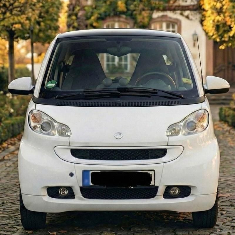 Gebraucht Smart ForTwo Coupé Passion 84 PS (61 kW) 2011 Weiß Coupé