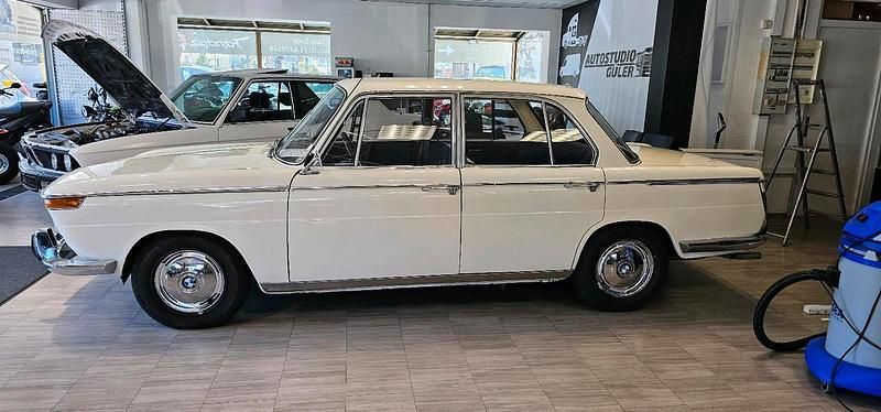 Gebraucht BMW 2000 100 PS (73 kW) 1967 Weiß Limousine