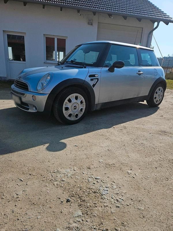 Gebraucht Mini Cooper Seven 90 PS (66 kW) 2006 Silber Kleinwagen