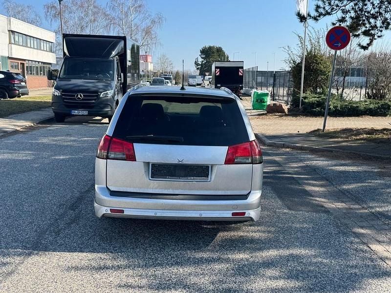 Gebraucht Opel Vectra Edition+ 155 PS (114 kW) 2008 Silber Limousine