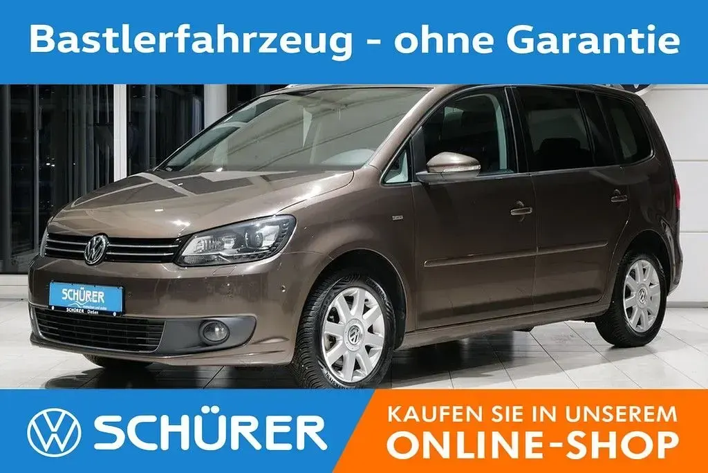 Gebraucht VW Touran Comfortline 140 PS (102 kW) 2013 Van / Kleinbus