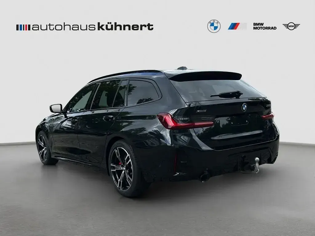 Neu BMW 320 M Sport 190 PS (139 kW) 2026 Schwarz Kombi