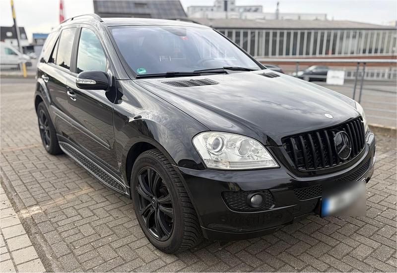 Gebraucht Mercedes 320 224 PS (164 kW) 2007 Schwarz SUV