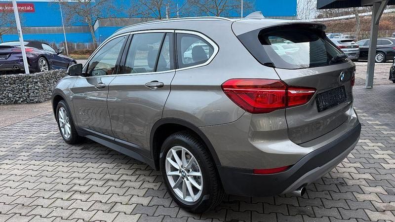 Gebraucht BMW X1 136 PS (100 kW) 2017 Silber SUV