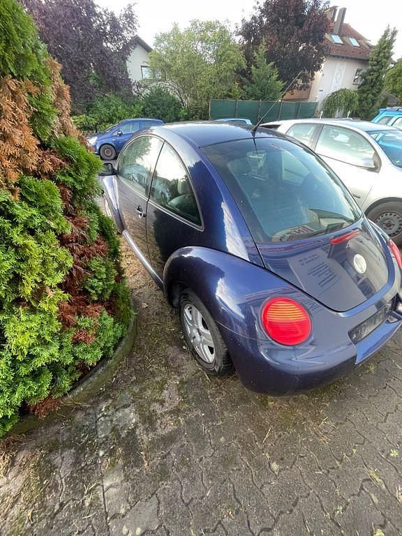 Gebraucht VW Beetle 101 PS (74 kW) 2002 Blau Kleinwagen