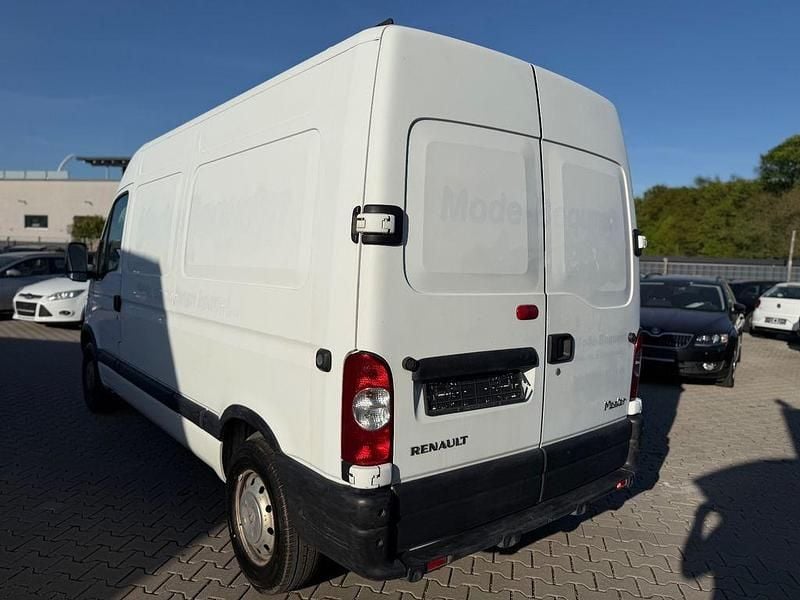 Second-hand Renault Master 145 CP (106 kW) 2008 Alb Berlinǎ
