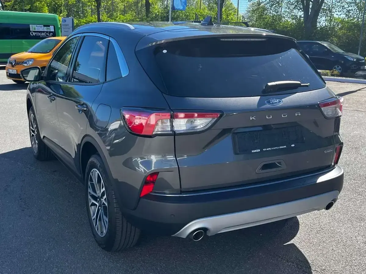 Gebraucht Ford Kuga Titanium 224 PS (164 kW) 2024 Magnetic SUV
