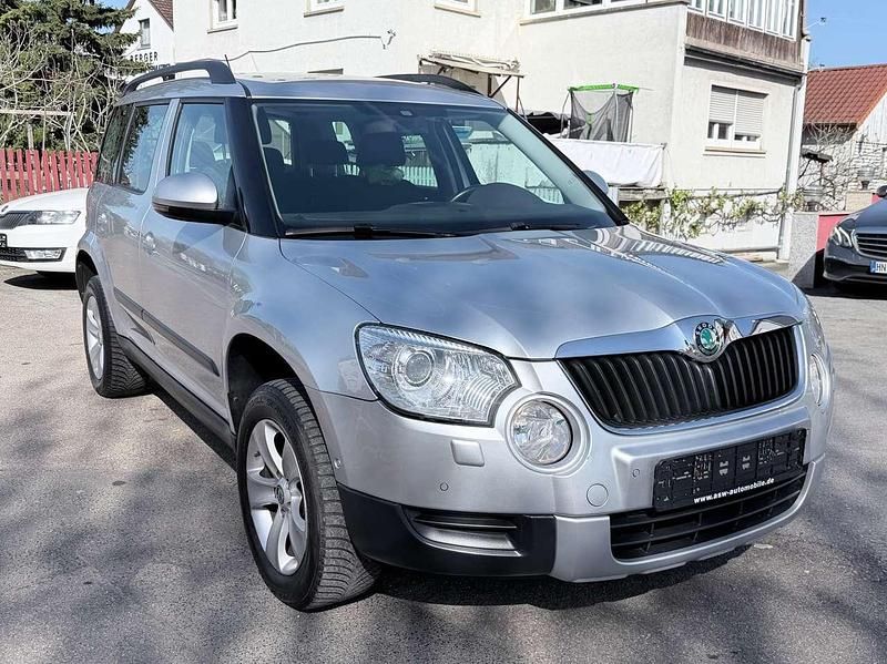 Gebraucht Skoda Yeti Plus Edition 140 PS (102 kW) 2013 Brilliantsilber metallic SUV