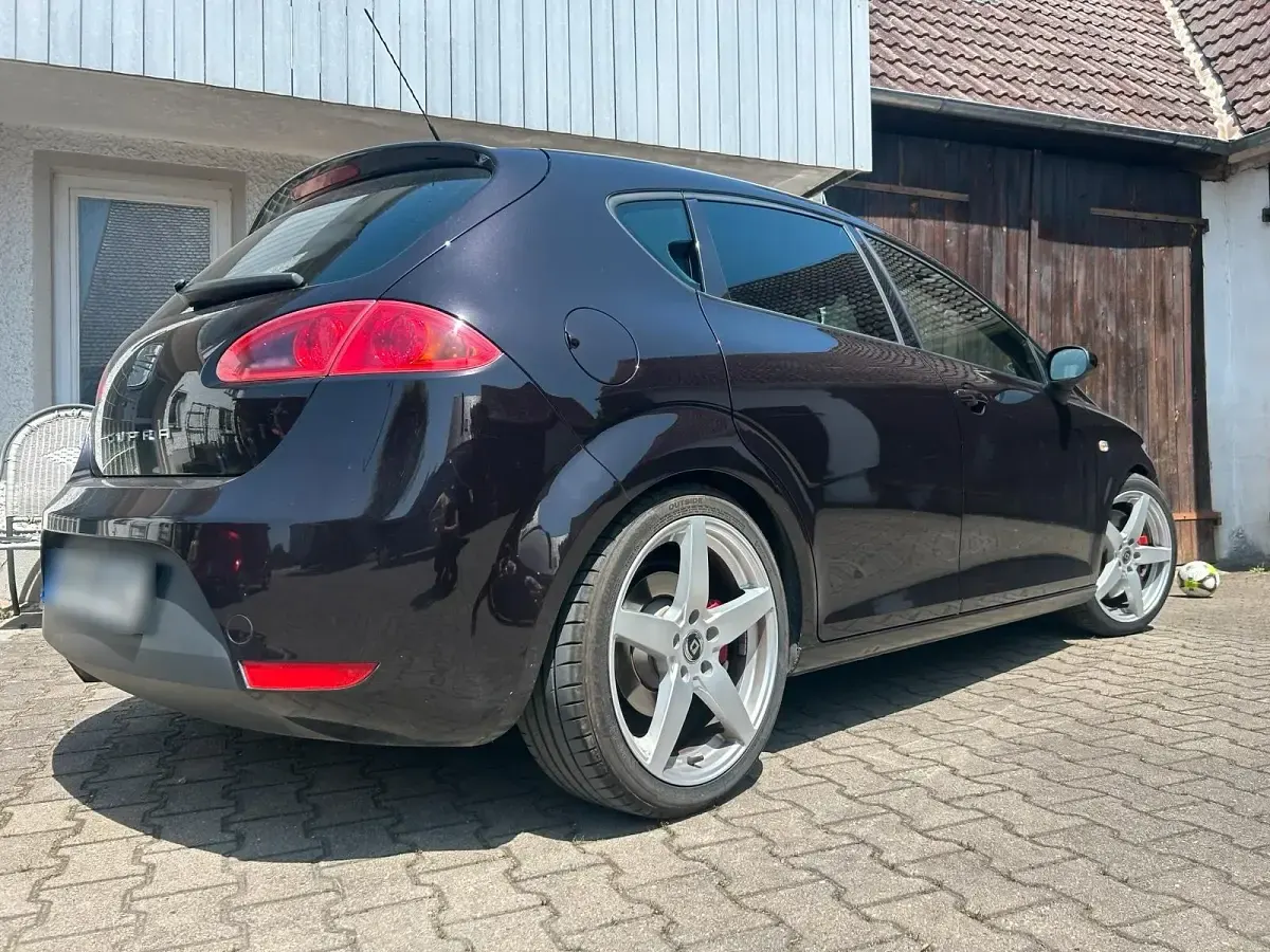 Gebraucht Seat Leon 241 PS (177 kW) 2008 Andere farben Kleinwagen