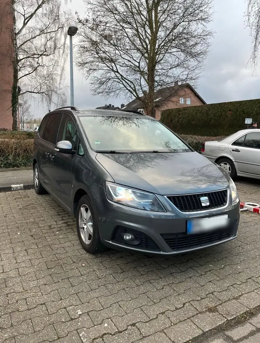 Używany Seat Alhambra 140 KM (102 kW) 2012 Szary Minivan