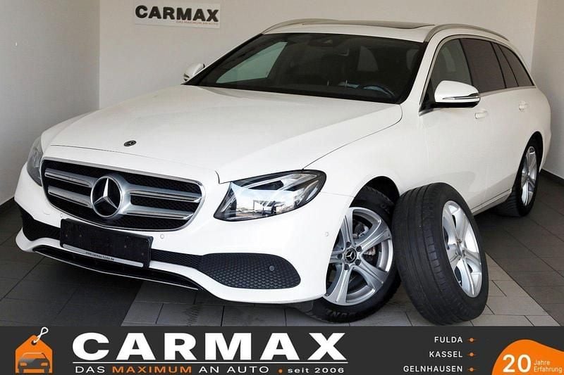 Gebraucht Mercedes E220 194 PS (142 kW) 2017 Weiß Kombi