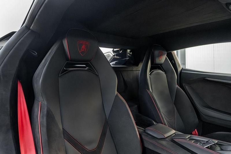 Usata Lamborghini Revuelto 2024 Nero Coupé