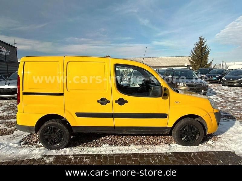 Gebraucht Fiat Doblò 103 PS (75 kW) 2006 Gelb Van / Kleinbus