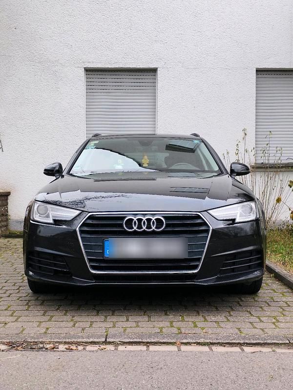Schwarz Gebraucht 2016 Audi A4 Kombi | 13.499 € (Guter Preis) - Bild 1/4
