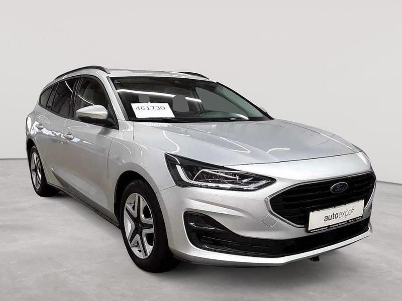 Moondust silber metallic Gebraucht 2022 Ford Focus Cool & Connect Kombi | 15.790 € (Guter Preis) - Bild 1/4