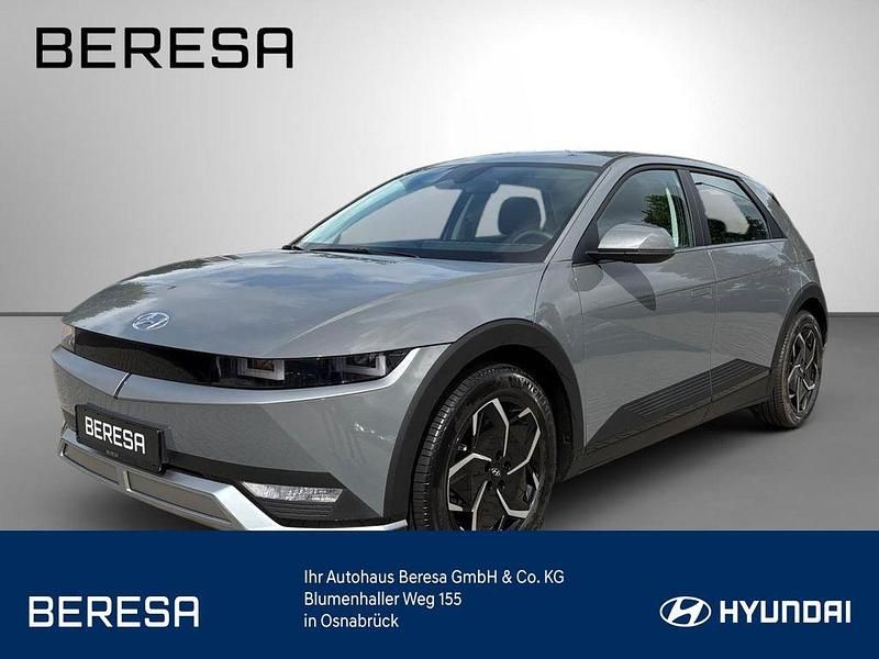 Grau Gebraucht 2023 Hyundai Ioniq 5 SUV | 34.980 € (Teuer) - Bild 1/4