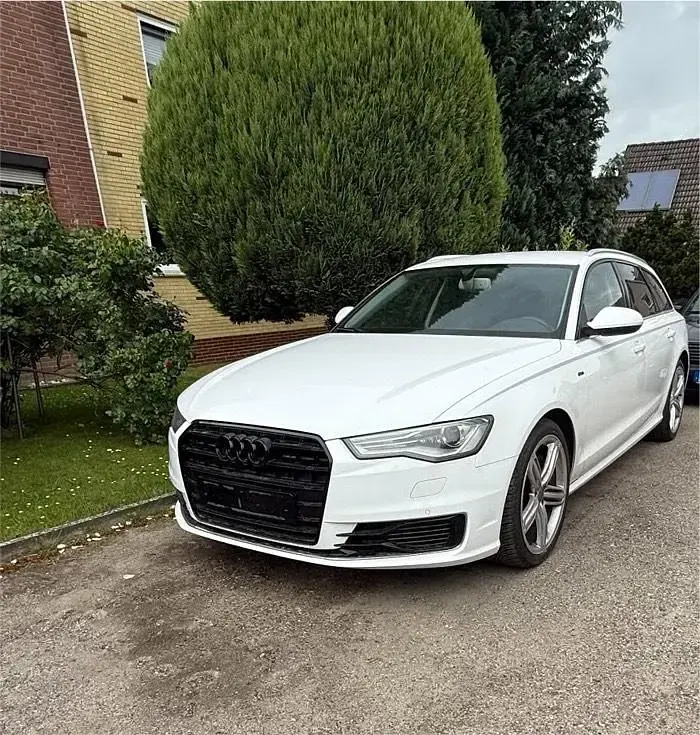 Gebraucht Audi A6 218 PS (160 kW) 2015 Weiß Kombi