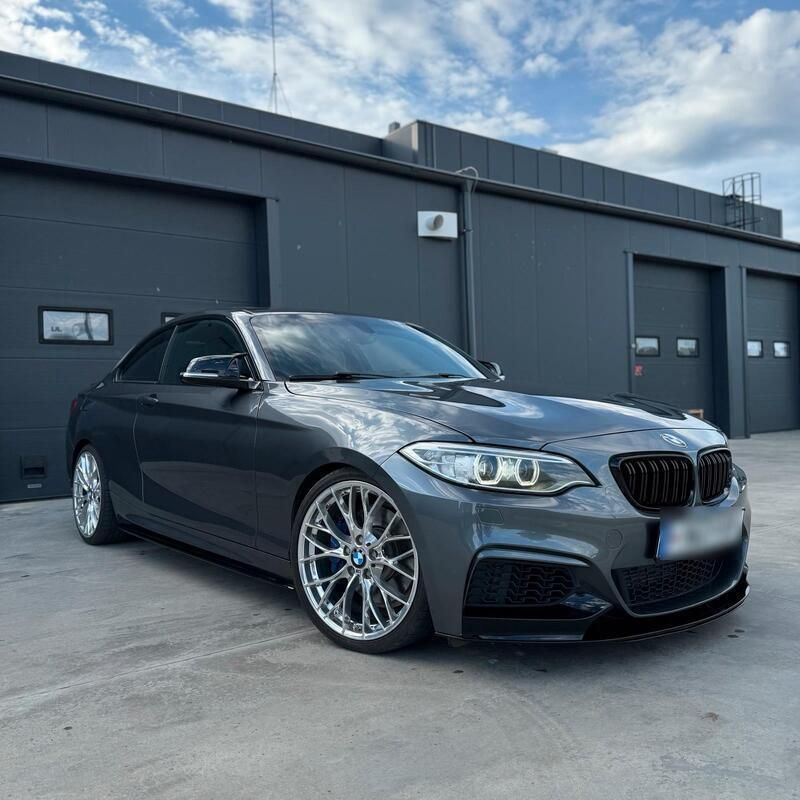 Andere außenfarben Gebraucht 2015 BMW M235 Performance Coupé | 22.500 € - Bild 1/4