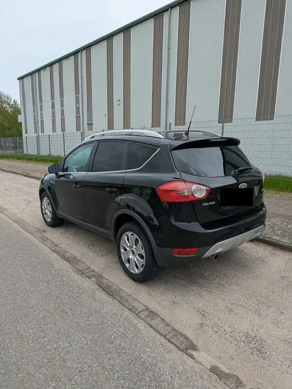 Używany Ford Kuga Titanium 136 KM (100 kW) 2008 Czarny SUV