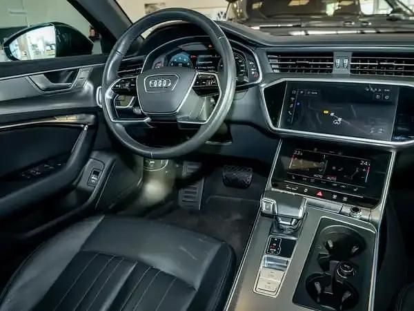 Usado Audi A6 Ambiente 265 HP (194 kW) 2022 Azul Sedan