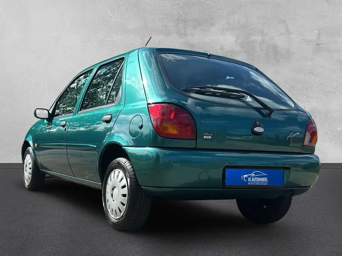Gebraucht Ford Fiesta Ghia 75 PS (55 kW) 1999 Grün Kleinwagen