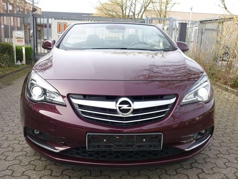 Gebraucht Opel Cascada Innovation 165 PS (121 kW) 2013 Violett Cabrio