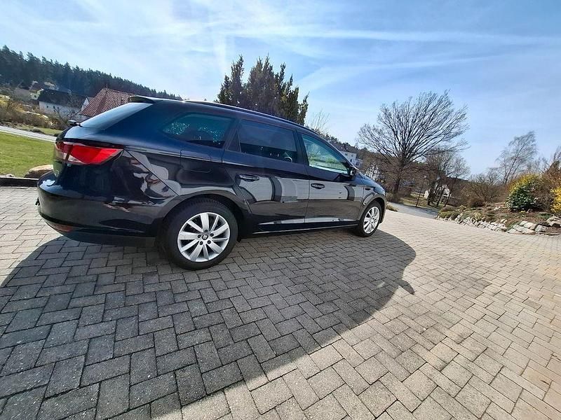 Usata Seat Leon ST Reference 105 CV (77 kW) 2015 Nero Station wagon