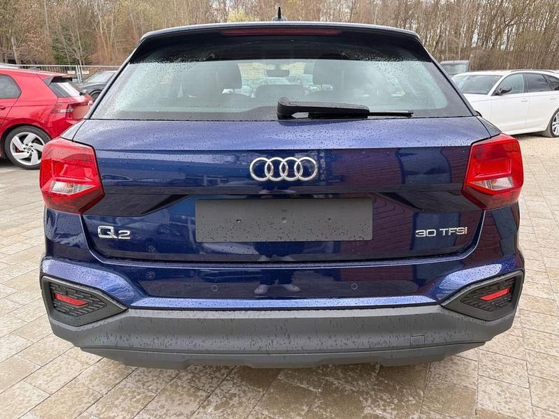 Gebraucht Audi Q2 Basis 110 PS (80 kW) 2022 Blau SUV