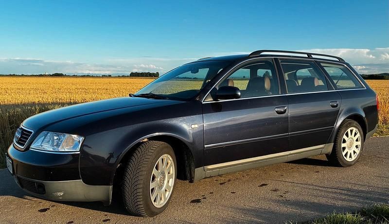 Blau Gebraucht 1998 Audi A6 Kombi | 3.290 € (Fairer Preis) - Bild 1/4