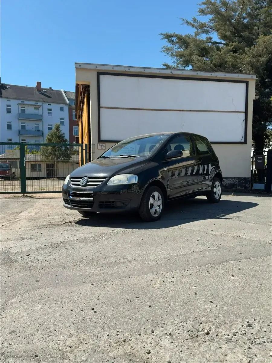 Usata VW Fox 54 CV (39 kW) 2008 Nero Utilitaria