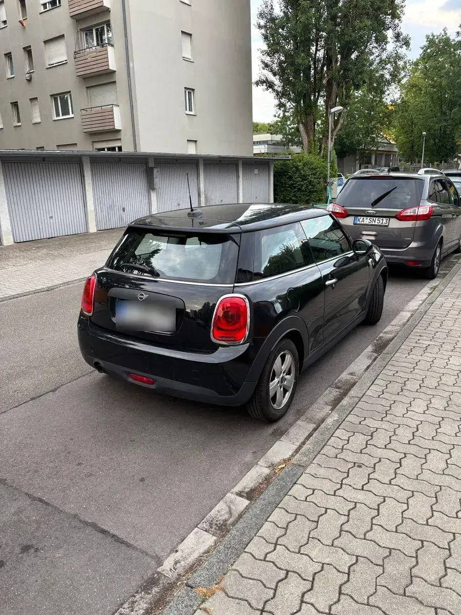 Gebraucht Mini One D 95 PS (69 kW) 2019 Schwarz Kleinwagen