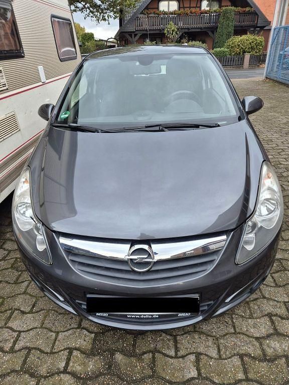 Grau Gebraucht 2010 Opel Corsa Edition Kleinwagen | 3.550 € (Fairer Preis) - Bild 1/4