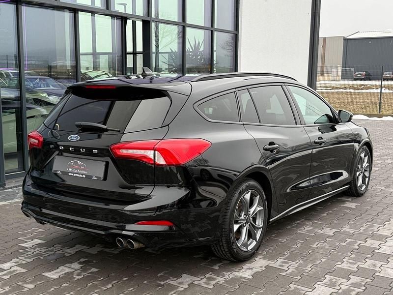Gebraucht Ford Focus ST-Line 150 PS (110 kW) 2018 Schwarz Kombi