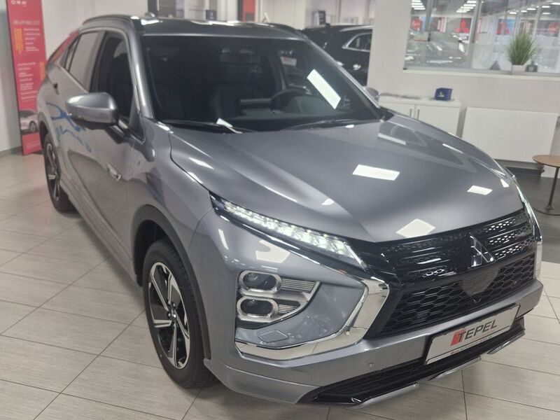 Grau Neu 2024 Mitsubishi Eclipse Cross Select SUV | 35.890 € - Bild 1/4