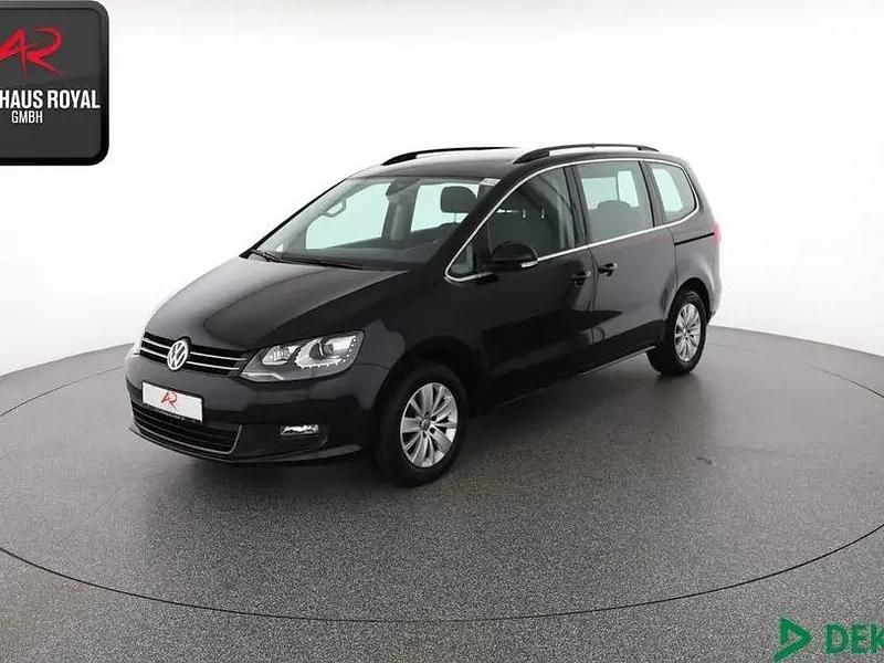 Second-hand VW Sharan 184 CP (135 kW) 2016 Negru Monovolum