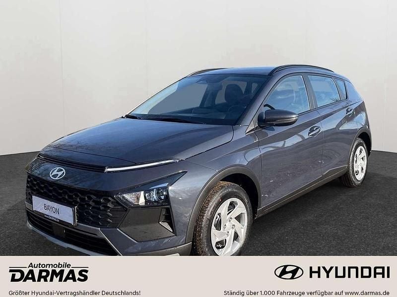 Grau Gebraucht 2025 Hyundai Bayon Select SUV | 16.990 € (Superpreis) - Bild 1/4