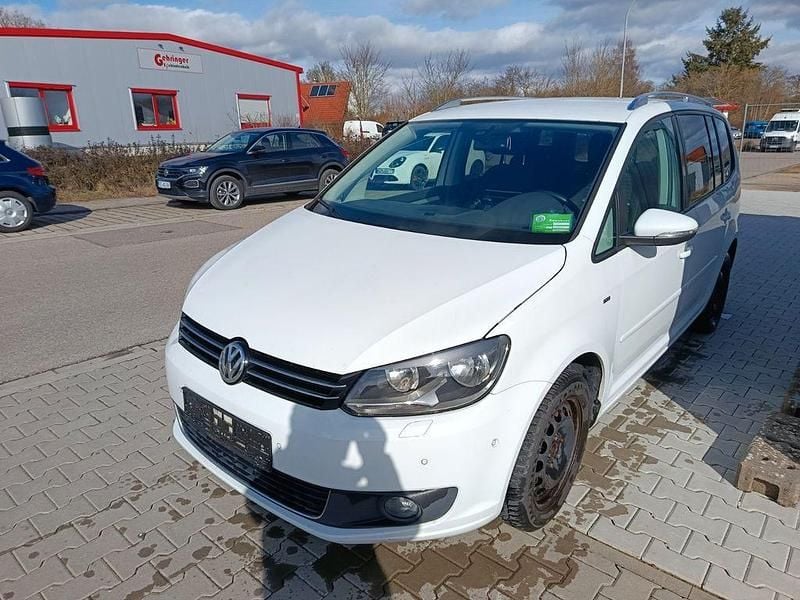 Gebraucht VW Touran Cup 150 PS (110 kW) 2014 Weiß Van / Kleinbus
