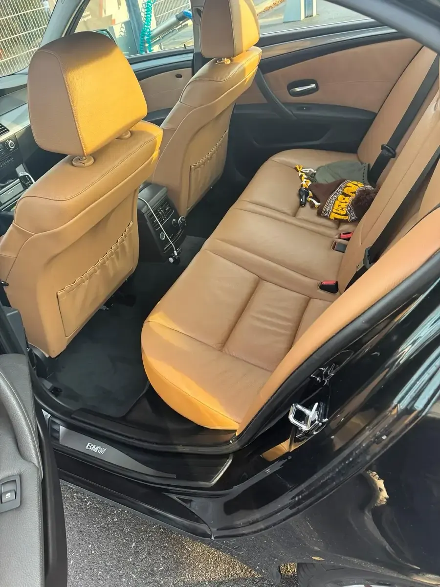 Gebraucht BMW 523 2007 Schwarz Limousine