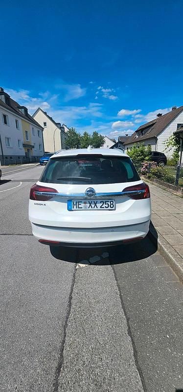 Gebraucht Opel Insignia 136 PS (100 kW) 2017 Weiß Kombi