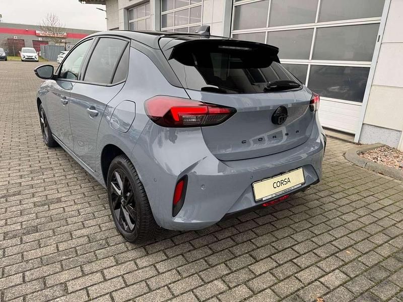 Gebraucht Opel Corsa 101 PS (74 kW) 2024 /typ aussenverkleidung spiege Kleinwagen