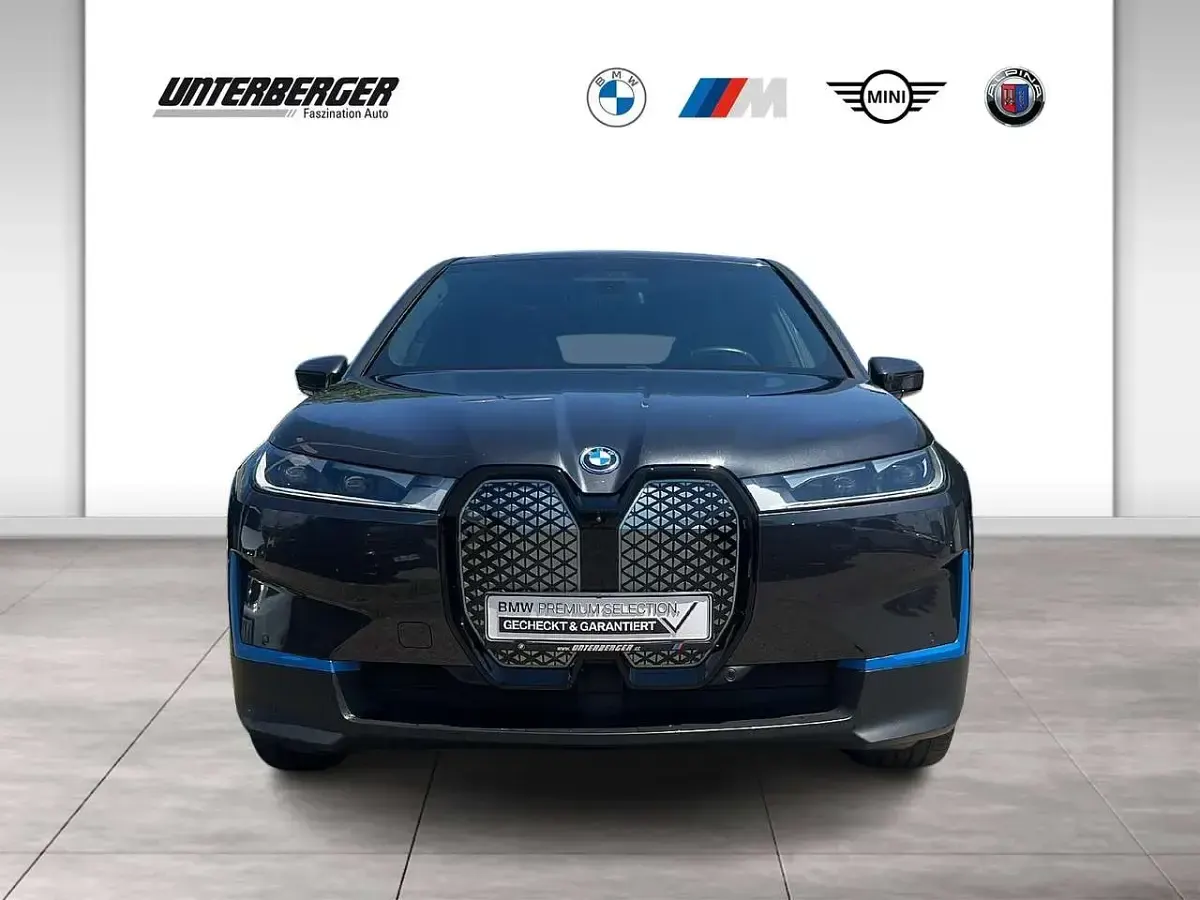 Gebraucht BMW iX 239 kW (326 PS) 2022 Grau SUV