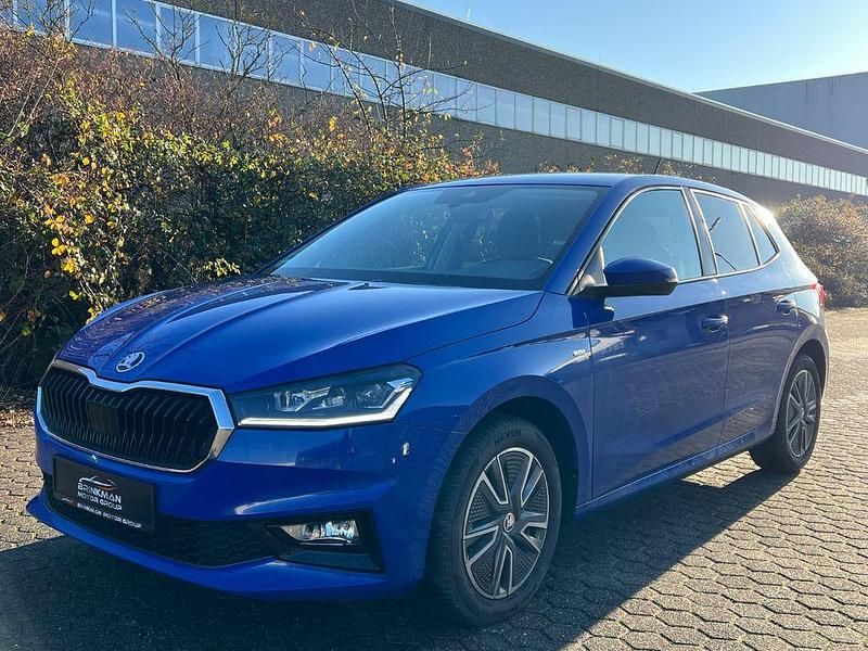 Blau Gebraucht 2022 Skoda Fabia Tour Limousine | 14.195 € (Guter Preis) - Bild 1/4